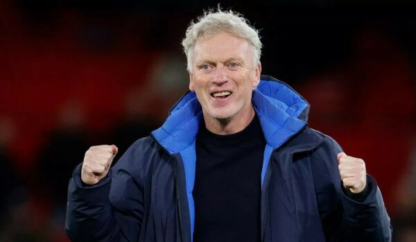 Đội đầu tiên trong lịch sử Premier League làm được điều không tưởng trước MU