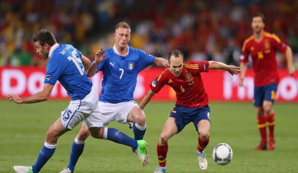 Euro 2012 ai vô địch? Hành trình của nhà vô địch châu Âu 2012
