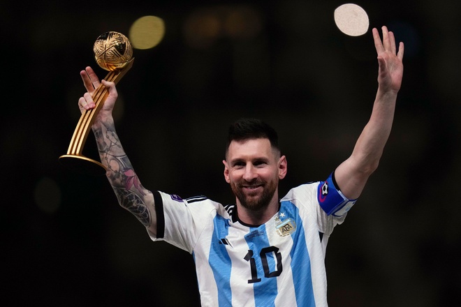 Messi và Ronaldo ai là GOAT