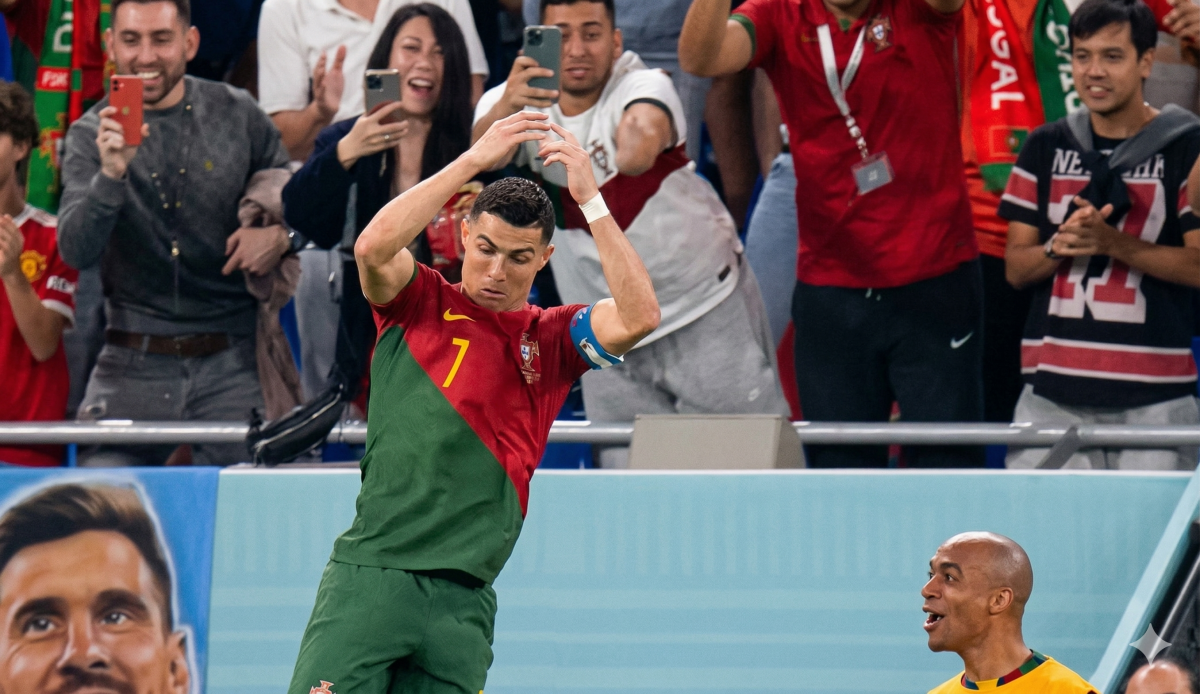 Messi và Ronaldo ai là GOAT