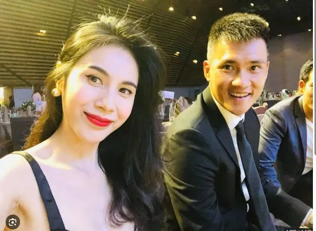 tim-hieu-nhan-vat-thuy-tien-vo-le-cong-vinh-la-ai-nm